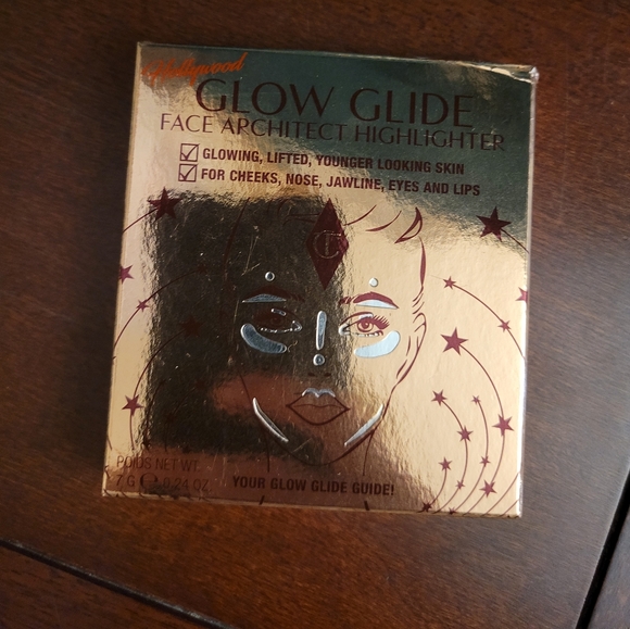 Charlottw Tilbury Highlighter Gilded Glow - Picture 1 of 3